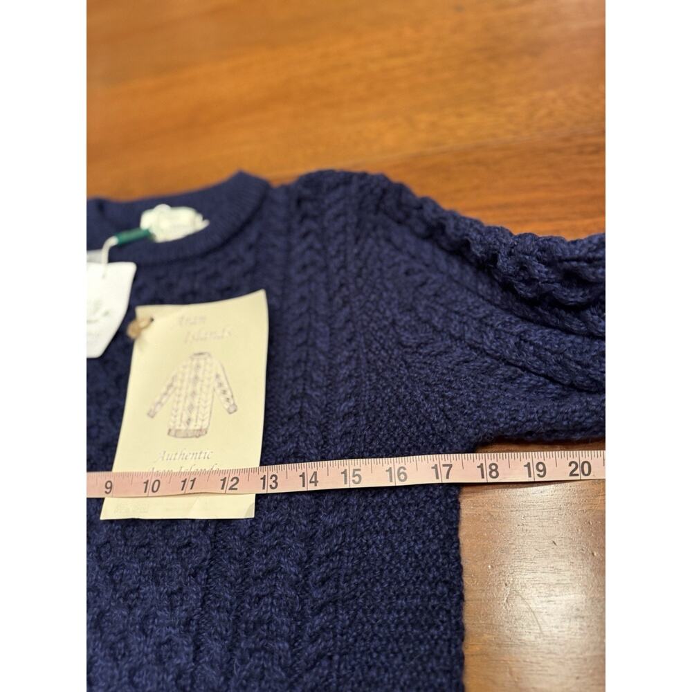 New XS Aran Original Company Cable Knit IslandsSweater Crew Neck Navy Blue NWT - Picture 8 of 10